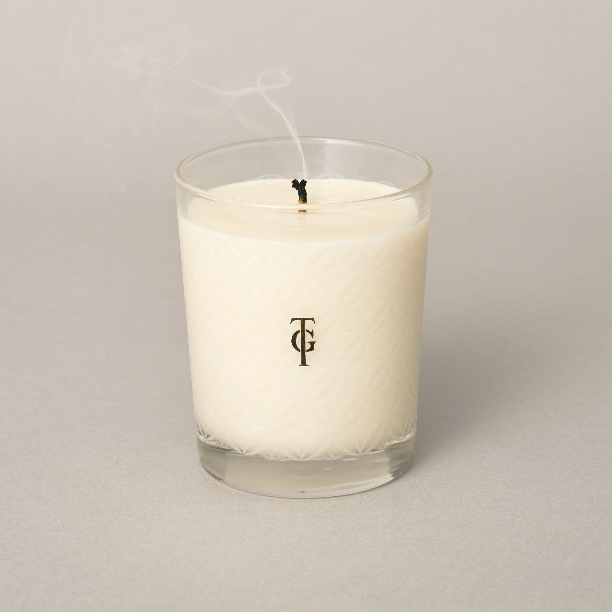 Classic Candle - Village - 6 pack hover