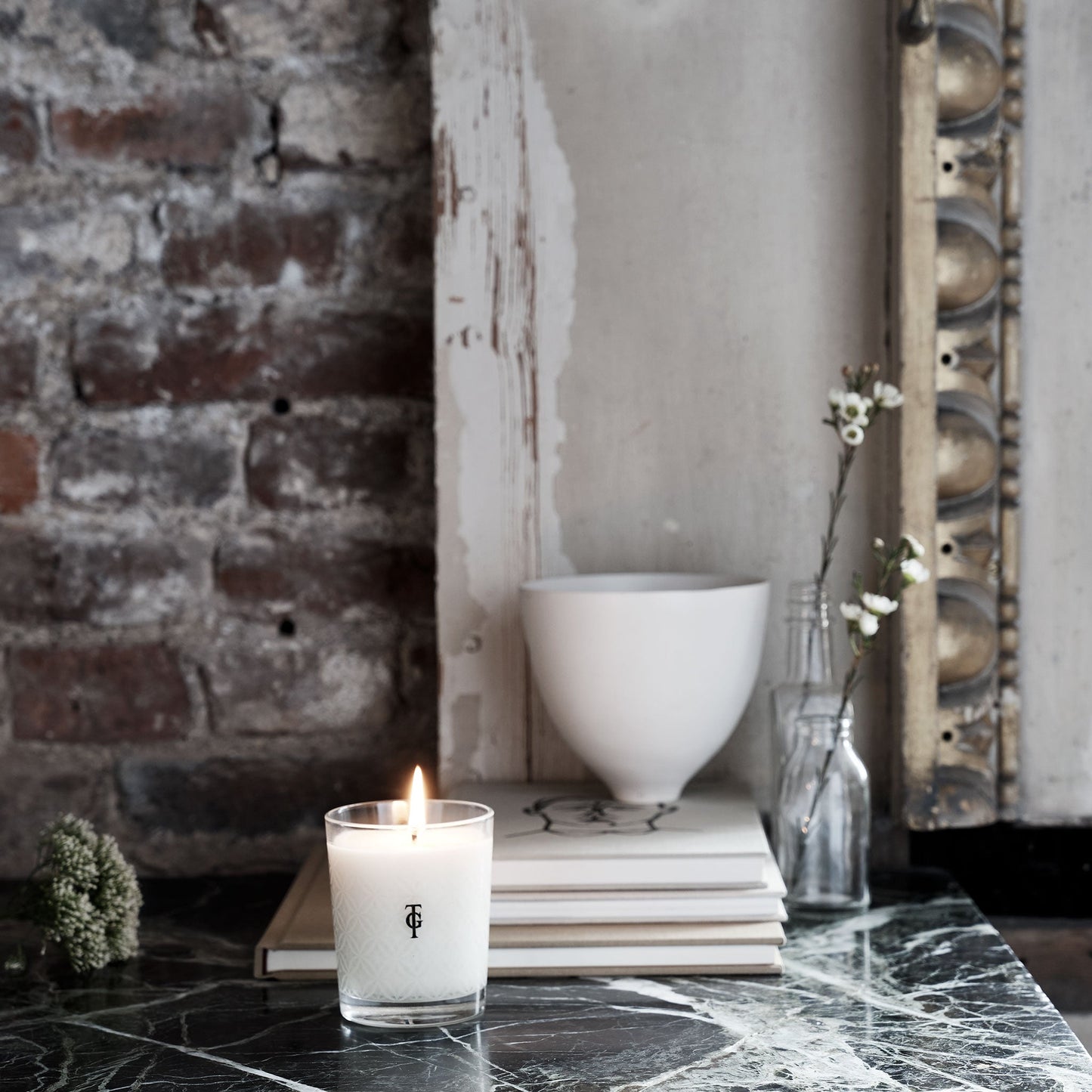 Classic Candle - Village - 6 pack