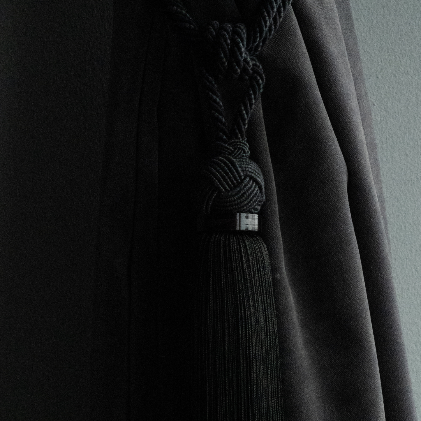 Tieback - Sort