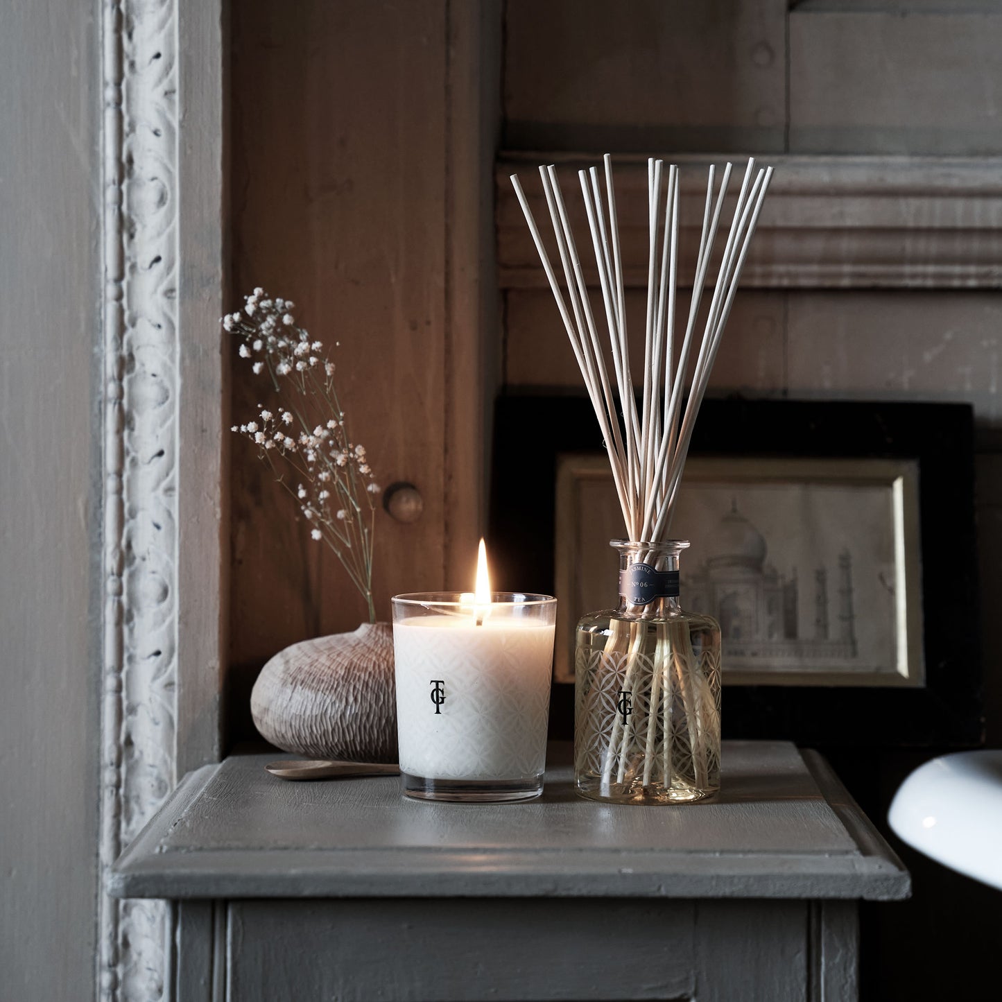 Classic Candle - Village - Cedarwood